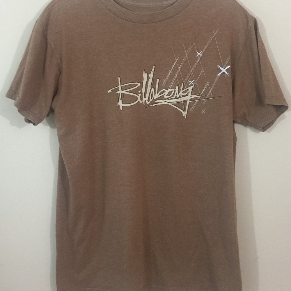 Super soft Men's brown Billabong tee